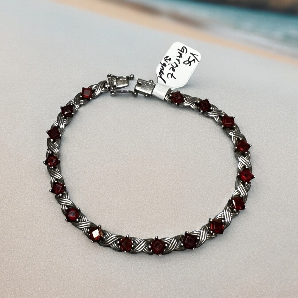 17 Vintage Garnets Solid Sterling Silver Signed B… - image 2